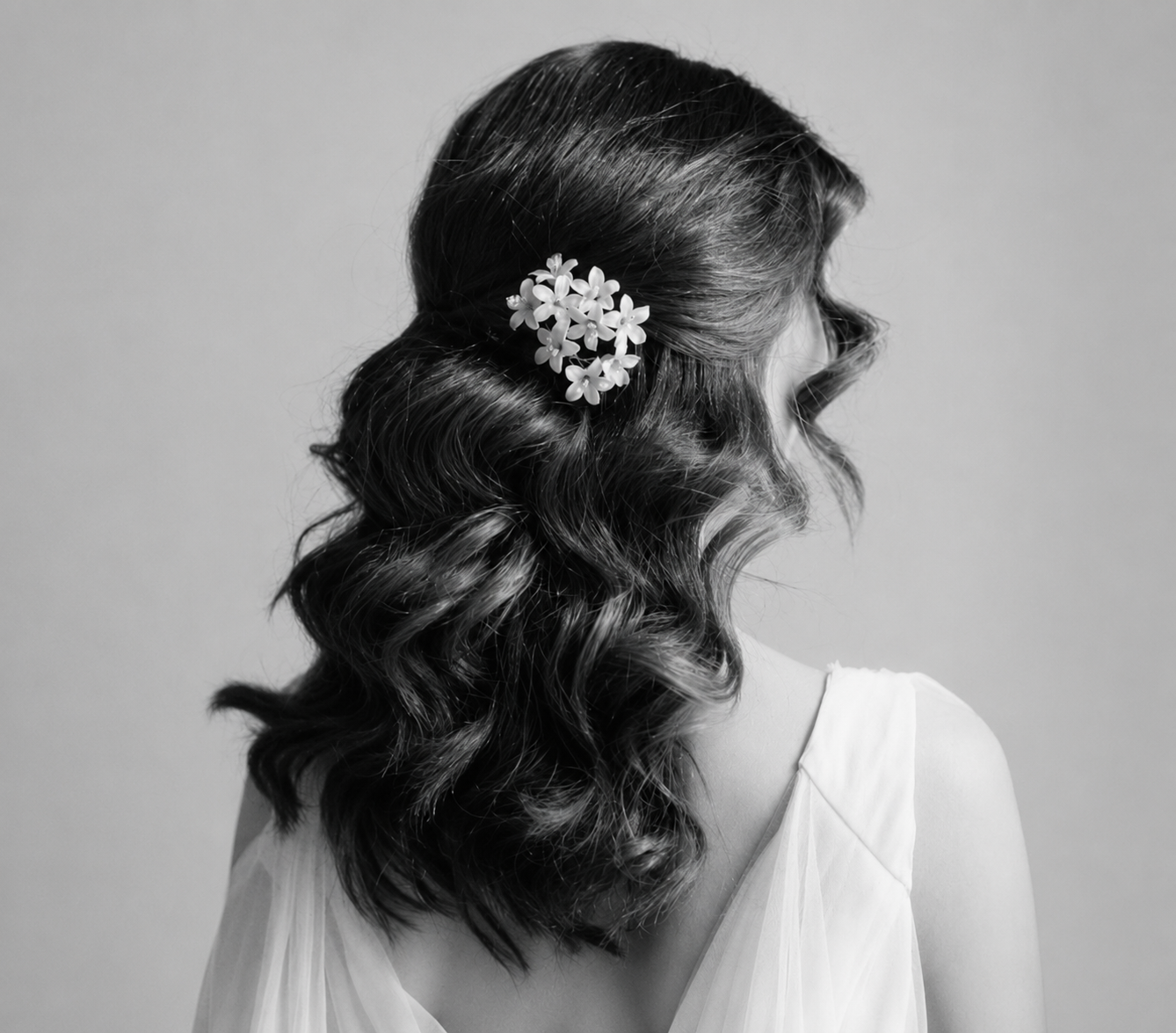 Flor no cabelo